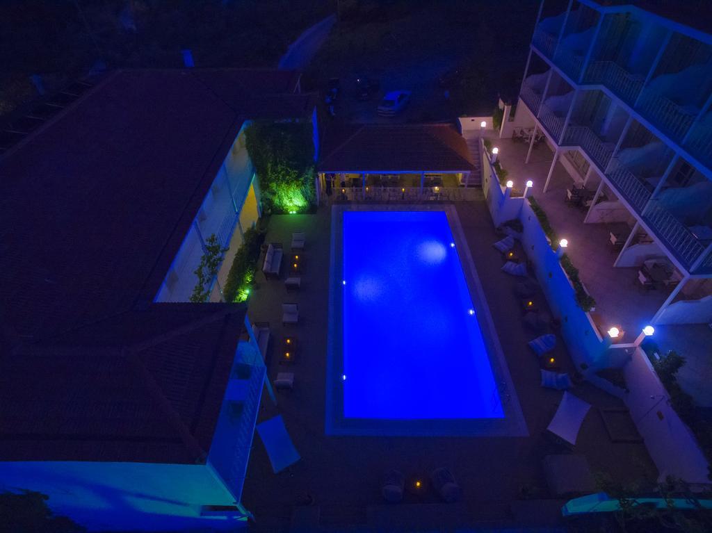 Hotel Nereides باتيتيري المظهر الخارجي الصورة